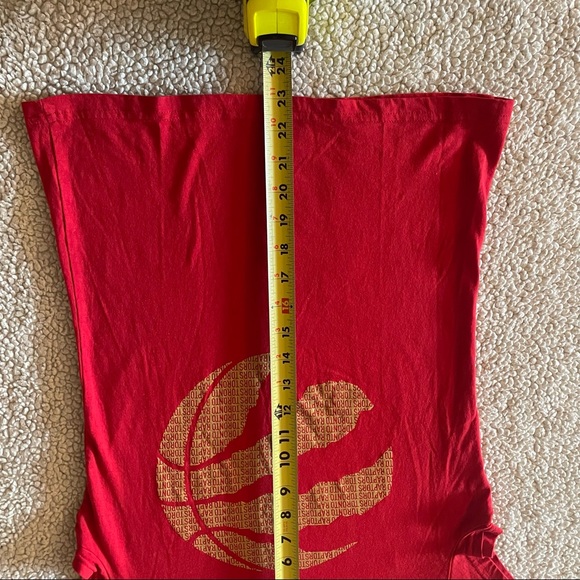 Red Toronto Raptors NBA Logo T Shirt - Picture 6 of 9